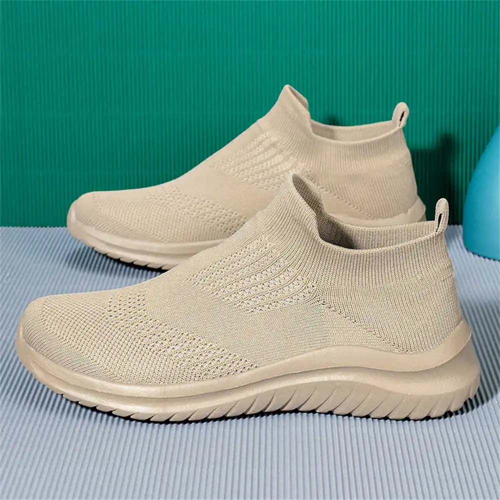 Beige Soft New Novelty Tennis  - đánh giá và giá Luxury Lifestyle Travel